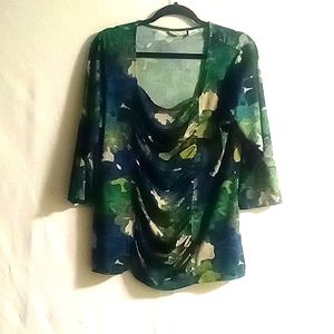 PLUS SIZE TOP